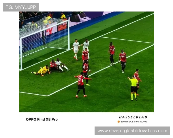 波普自信展望欧冠之战称状态正佳并盛赞与佳夫并肩作战的默契